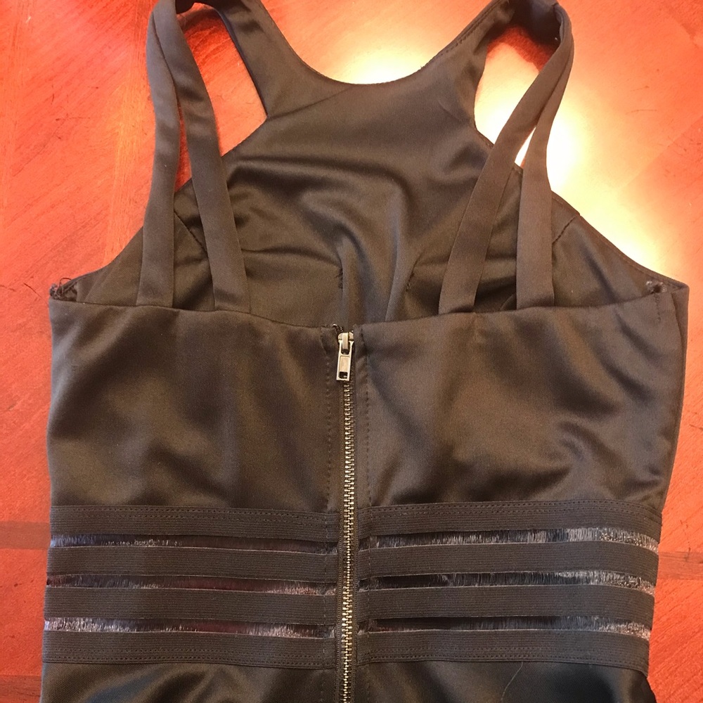 Gorgeous black dress! - Picture 2 of 3